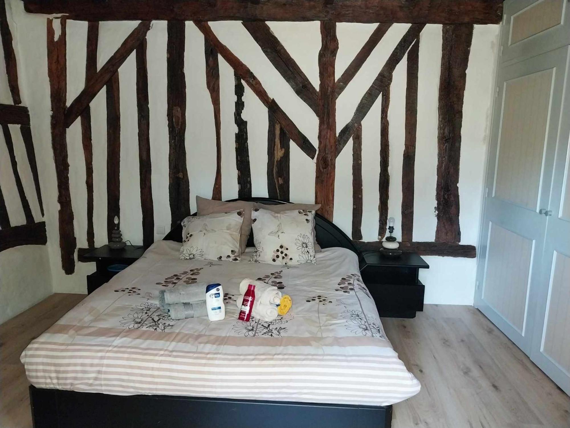 Les Bernus Bed and Breakfast Monfaucon  Εξωτερικό φωτογραφία