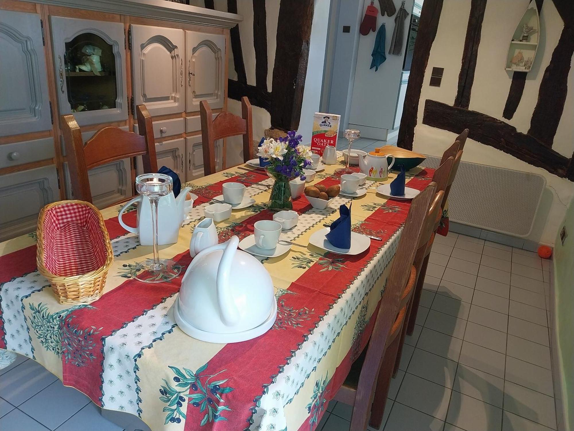 Les Bernus Bed and Breakfast Monfaucon  Εξωτερικό φωτογραφία